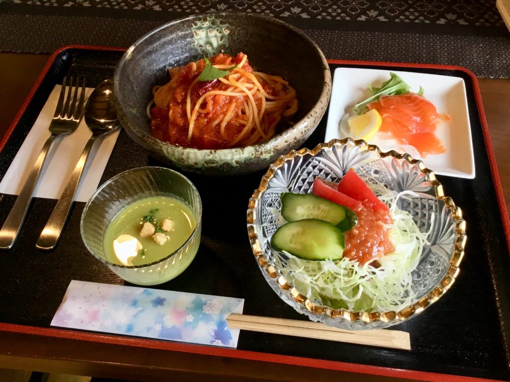 東御市海野宿の隠れ家的レストランでランチ うんのわdining 楽 じょうしょう気流