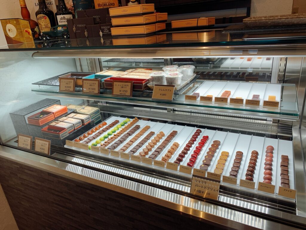 🍎 幻のチョコレート屋さん 上田市大手〖Maison de Malt LE CHOCOLAT VARMATIN〗 じょうしょう気流 🍎 幻のチョコレート屋さん 上田市大手〖Maison de Malt LE CHOCOLAT VARMATIN〗 じょうしょう気流