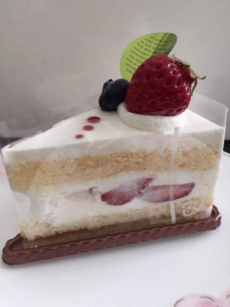 みんなにおススメしたいケーキ屋さんを見つけました 長野大学向かい Lbcafe エルビーカフェ じょうしょう気流