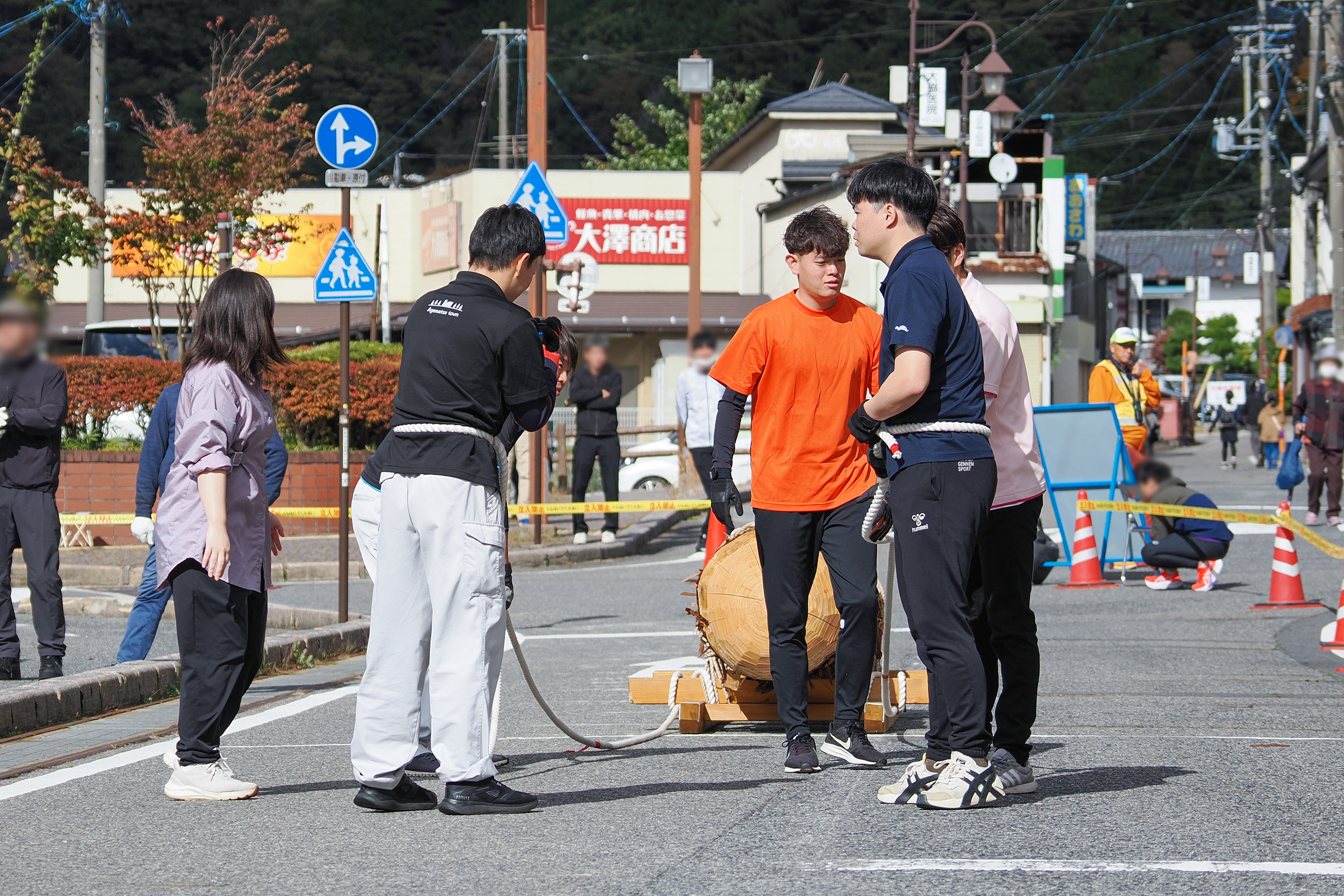 選手も観客も固唾をのみ、一体になる緊張感