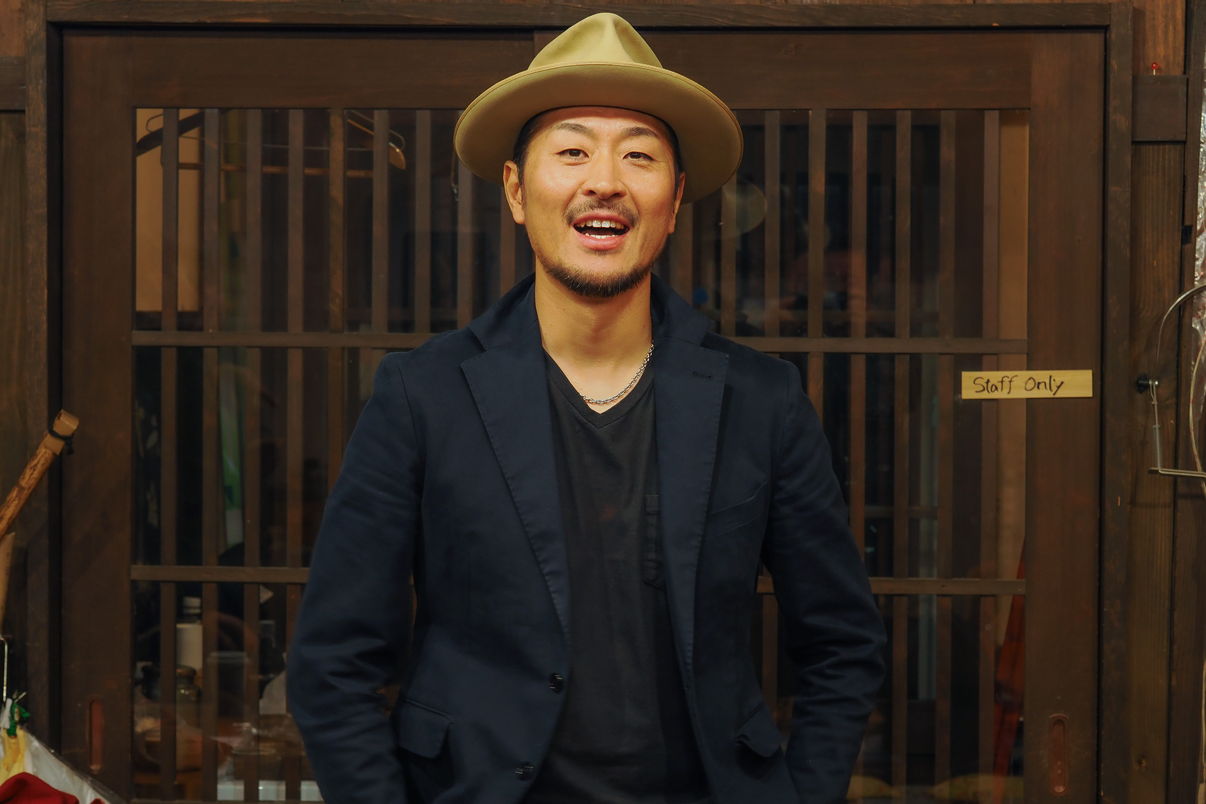 ジロー・ヤマオカさんの笑顔の写真