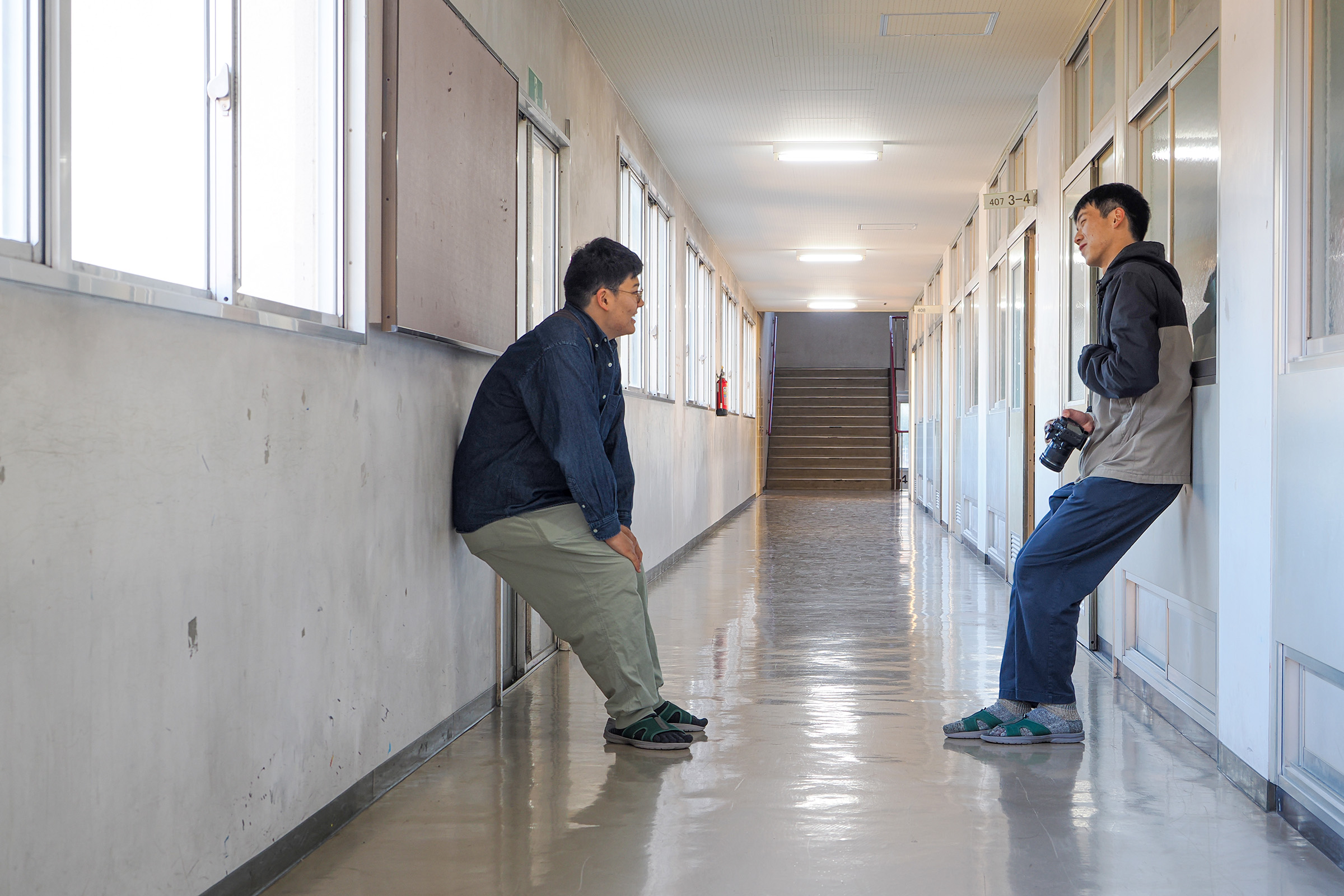 3年間かよった校舎と廊下の風景