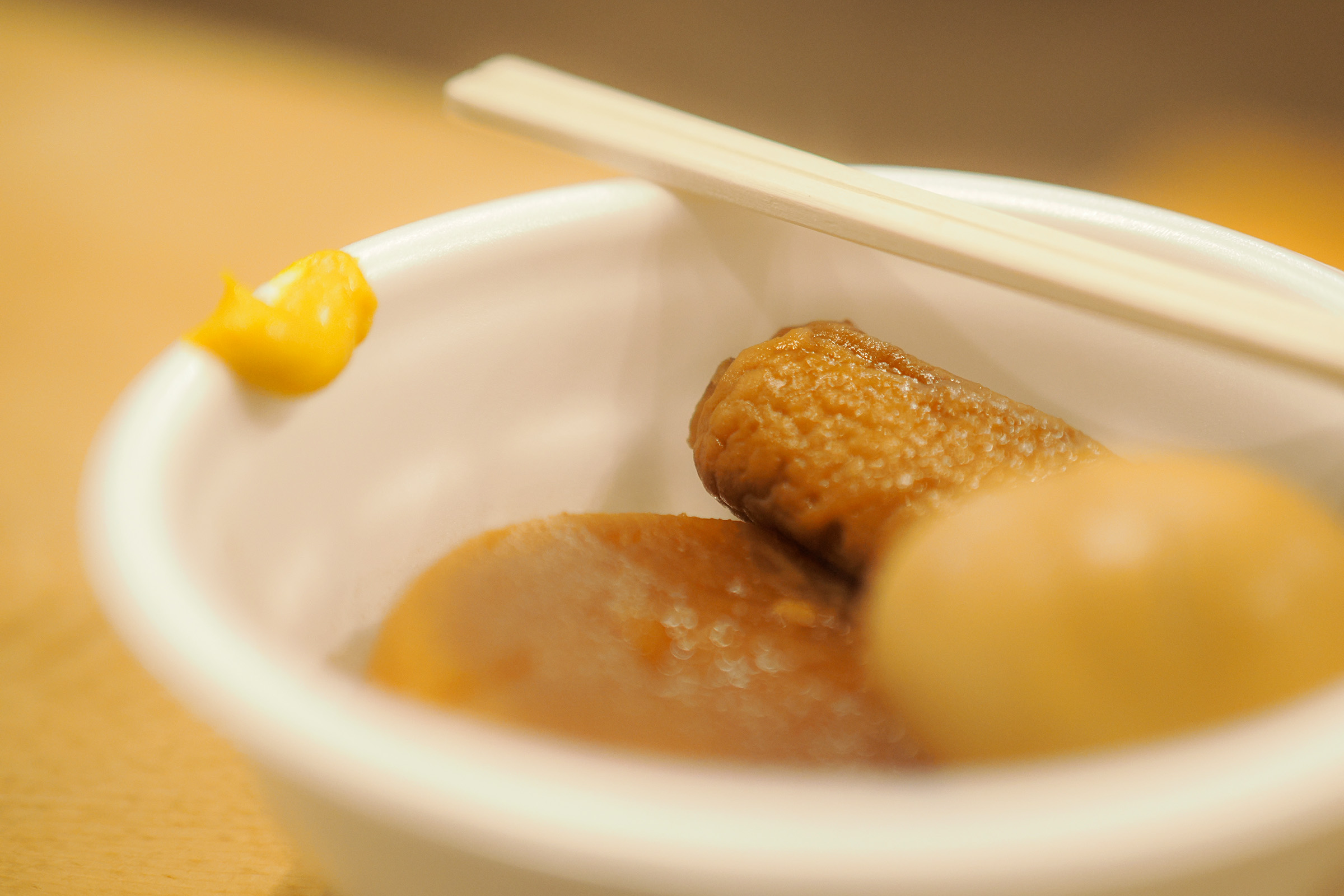 アツアツの大根、たまご、ごぼう天