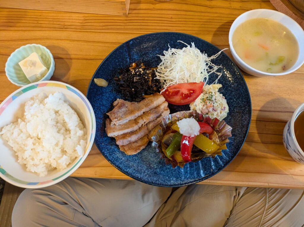 夕食