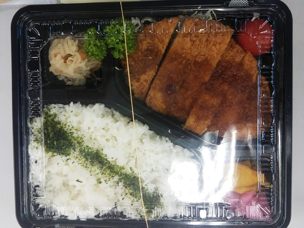 須坂市 ボリューム満点のお弁当 須坂温泉古城荘 ながの再発見 ほっと９ ナイン ながの