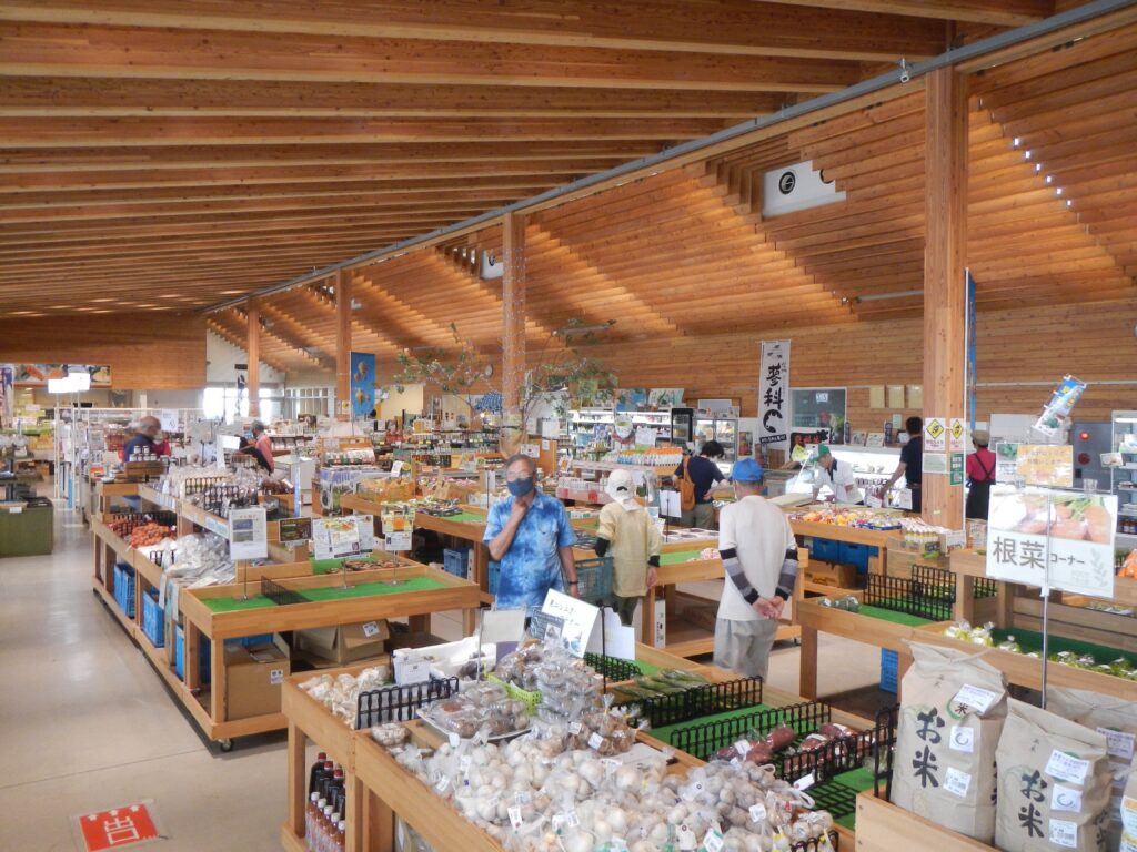 佐久地域の直売所 ご紹介します⑥ 道の駅 ヘルシーテラス佐久南 | 「旬